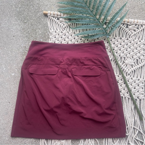 Athleta Burgundy Skirt Size 0 - Picture 6 of 6